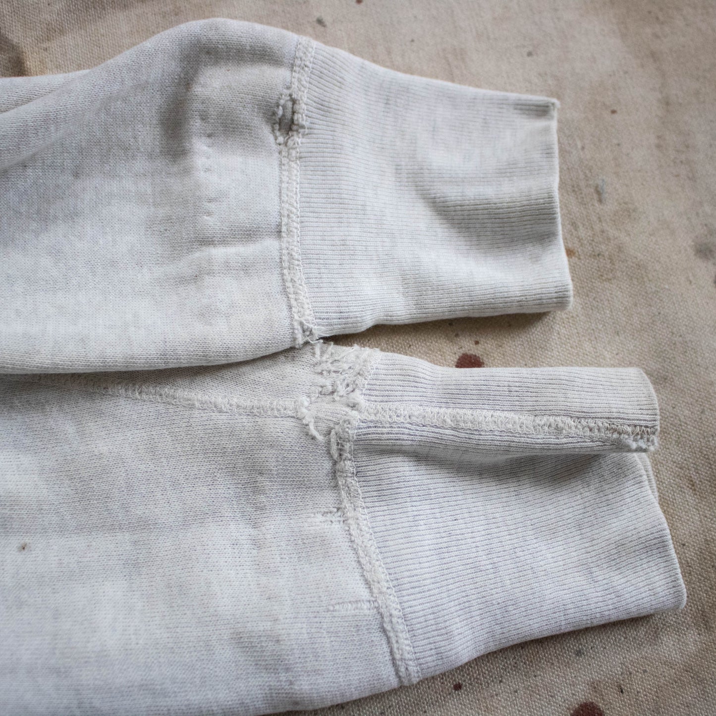 40s/50s Single V Sweatshirt