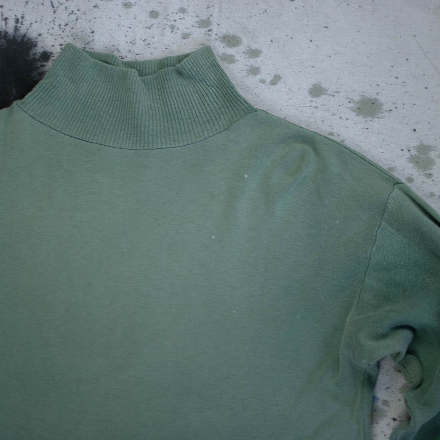 Mockneck Pull Over