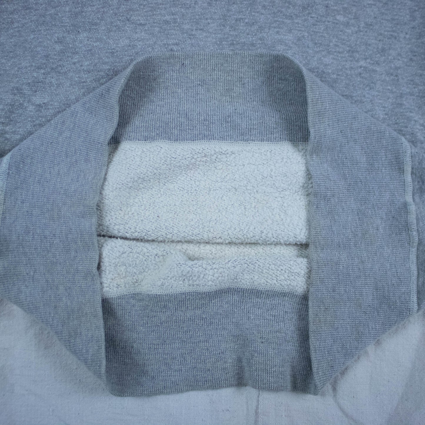 Single V Cotton Sweat