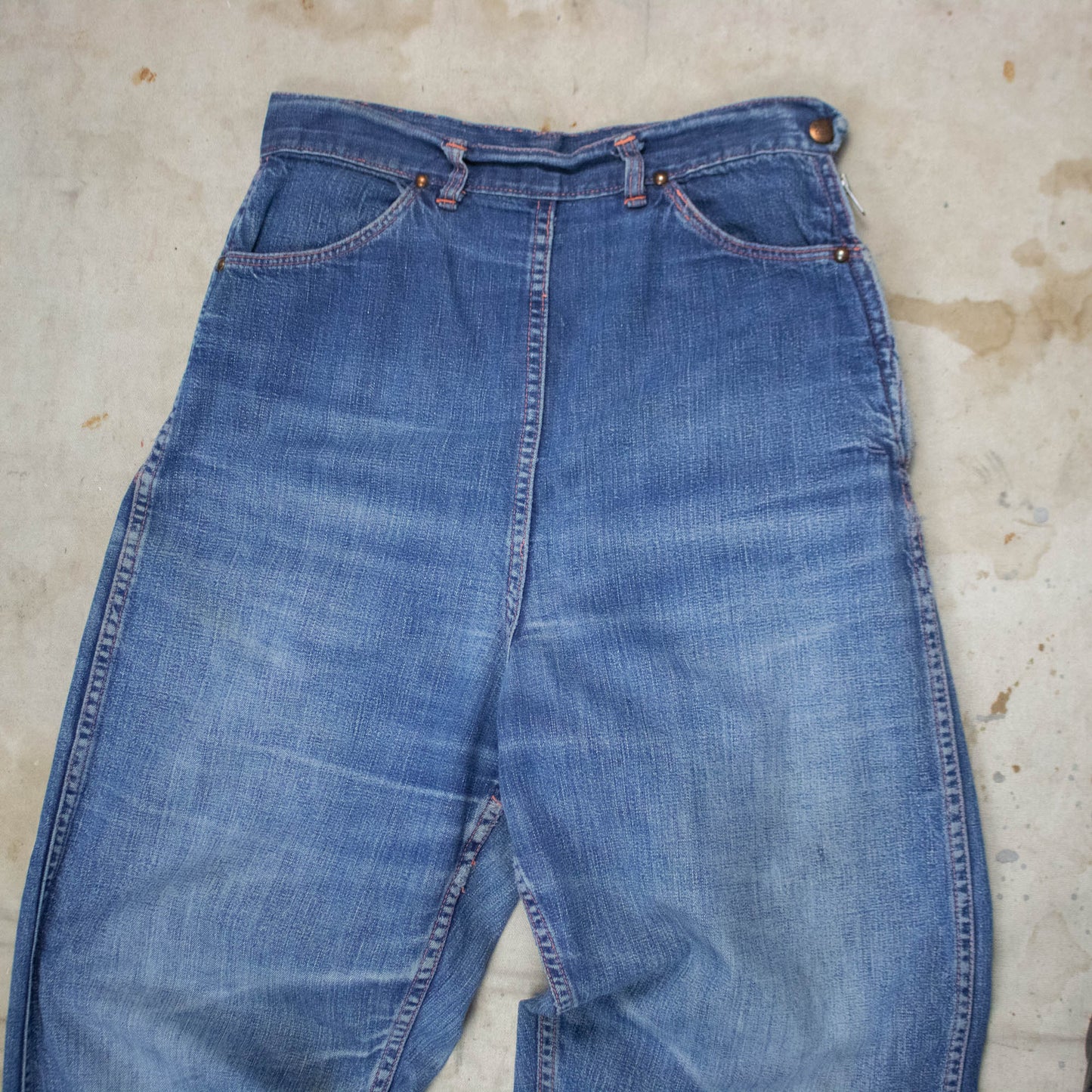 Hip Zip Jeans