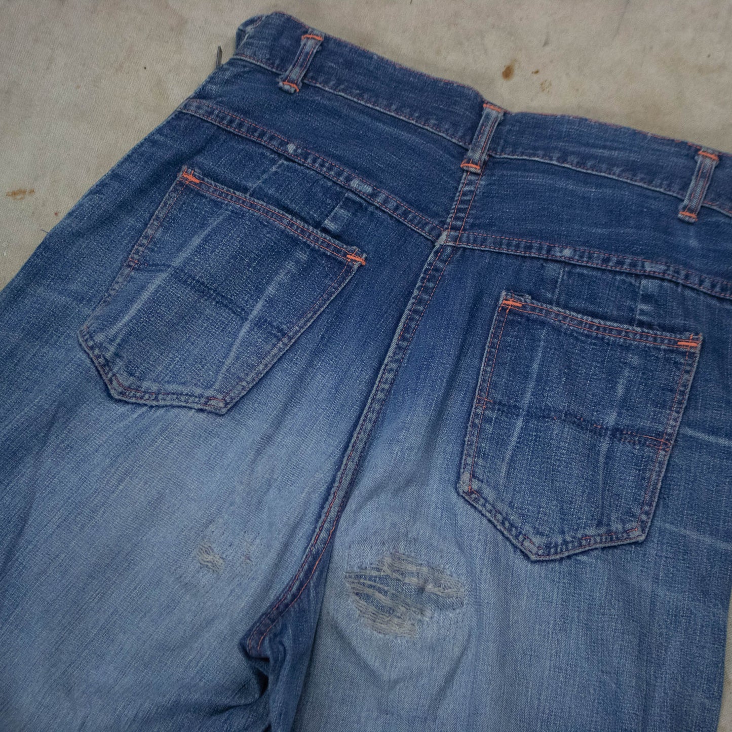 Hip Zip Jeans