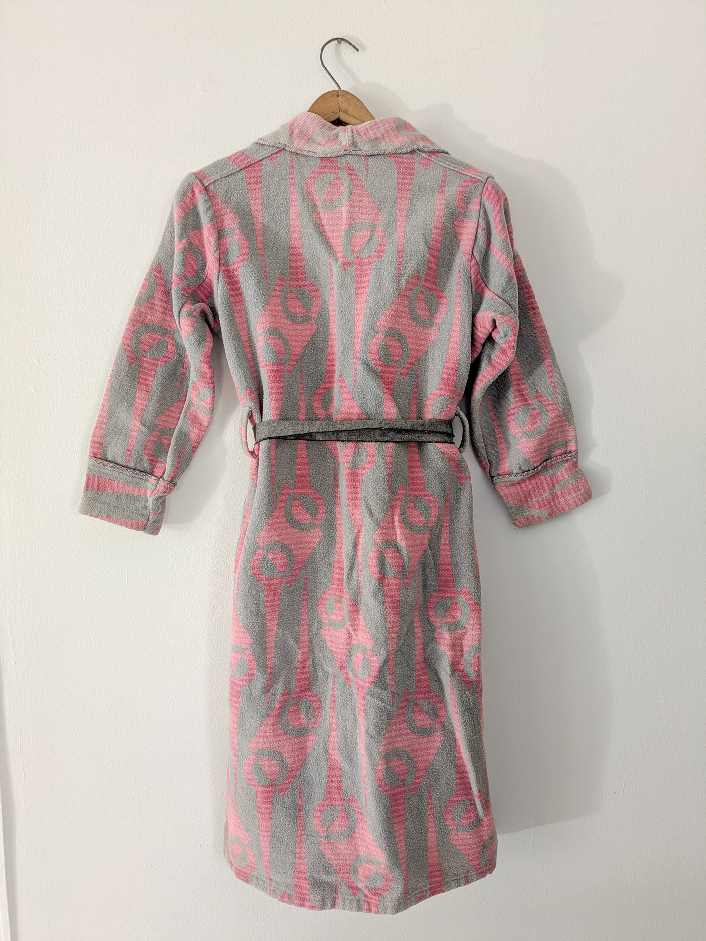 1930s Pink & Gray Beacon Robe