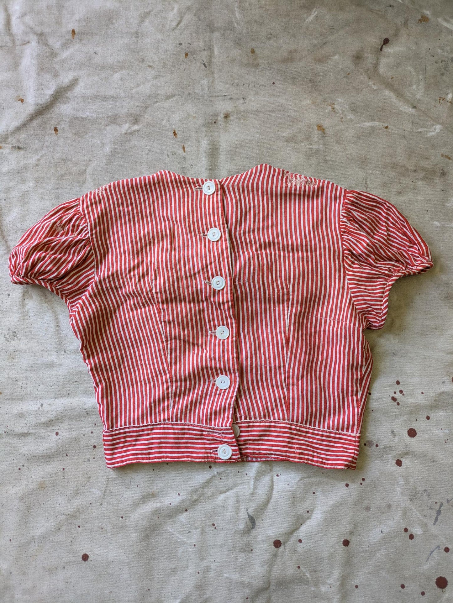 Red & White Cropped Blouse