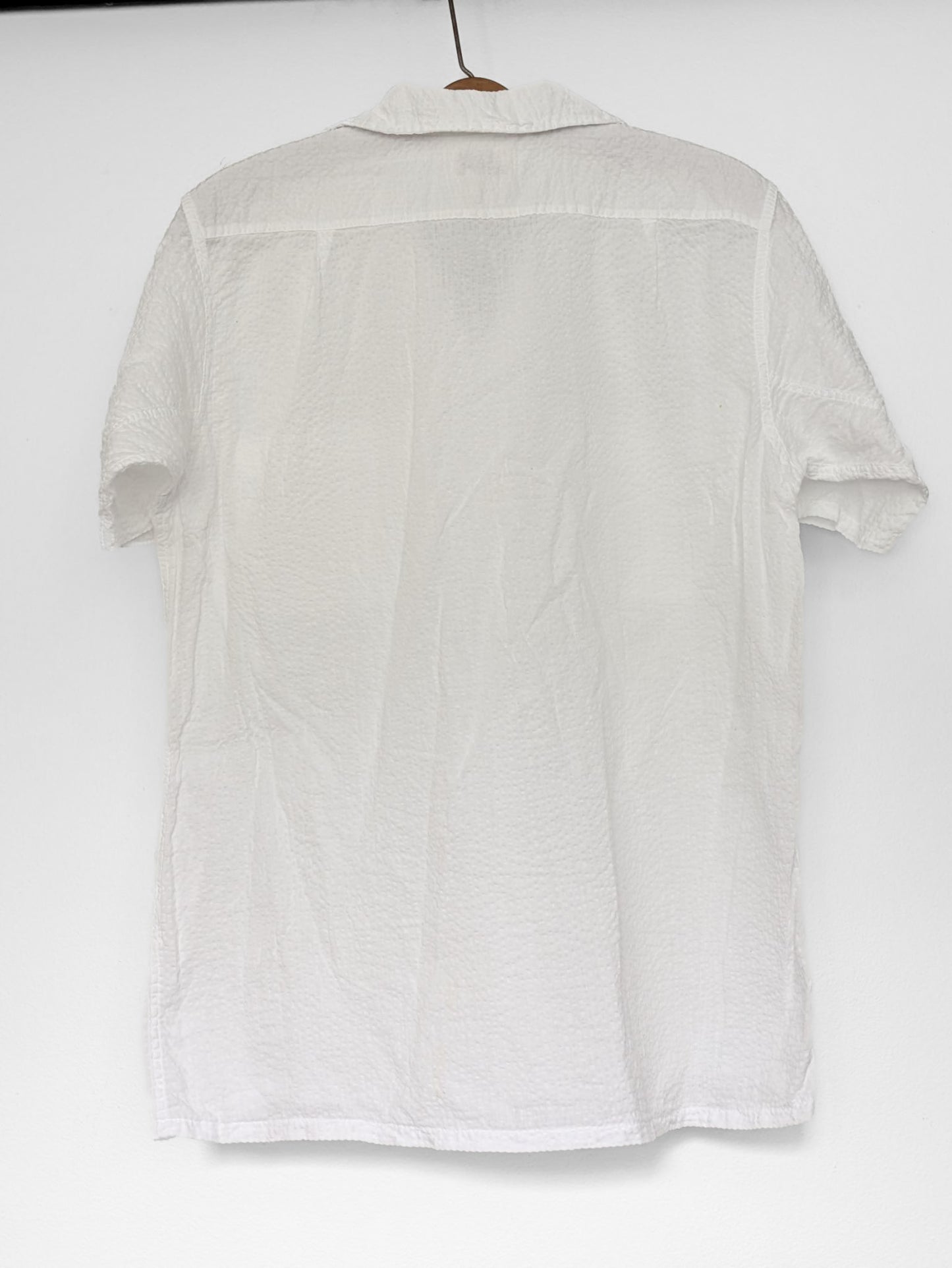 Seersucker Loop Collar