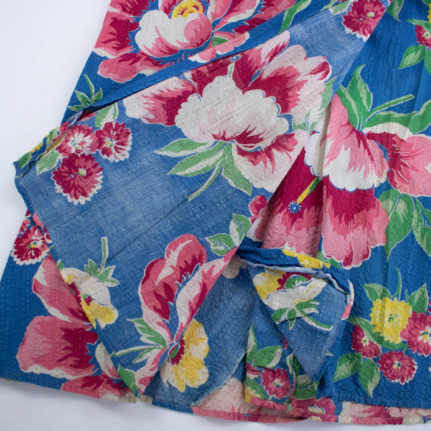 40s Floral Seersucker Dressing Gown