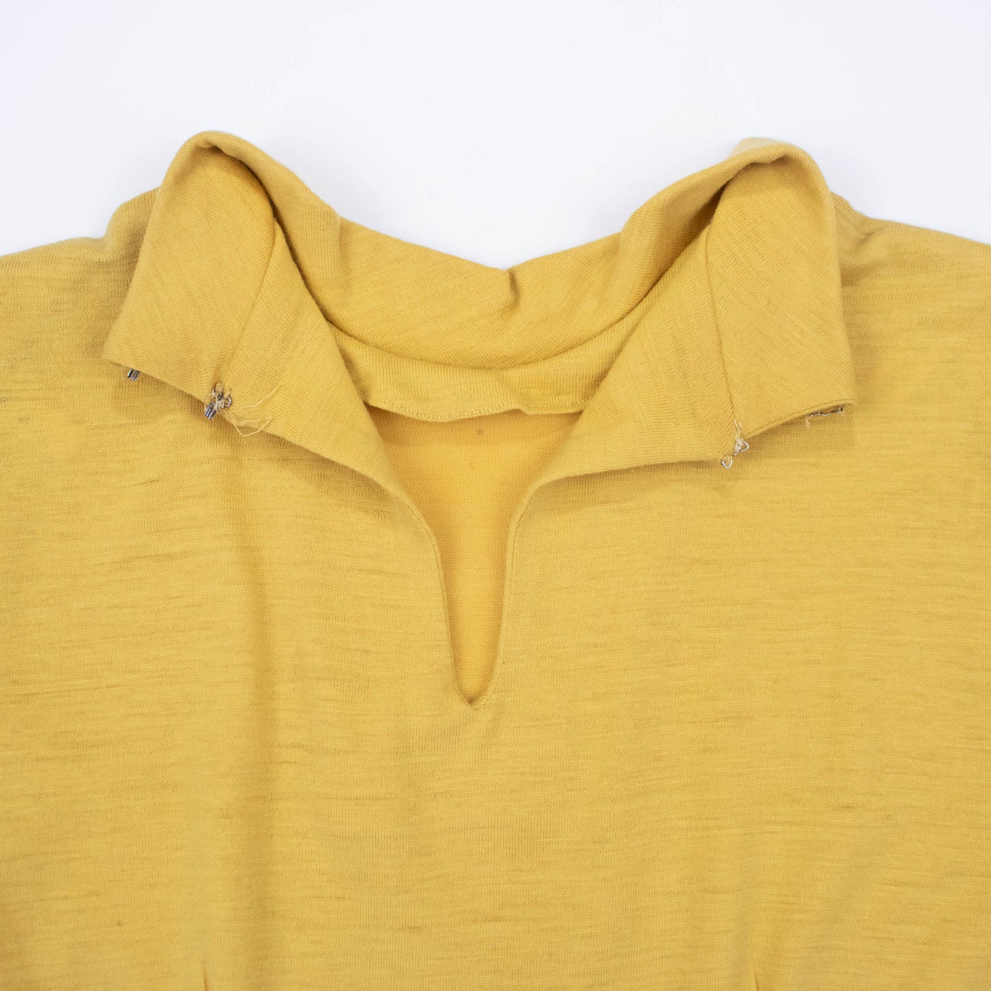 40s Medium Large Pale Yellow Soft Wool Turtleneck Sweater