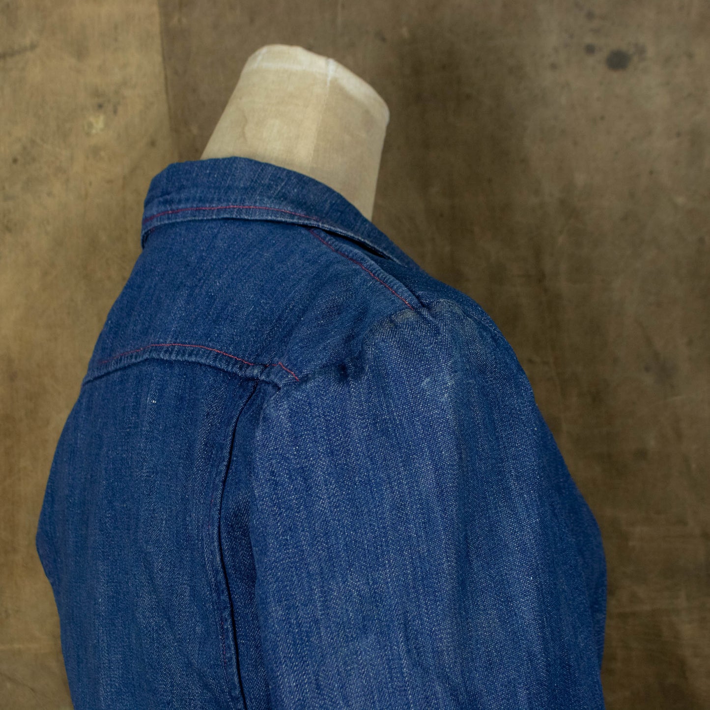 Vintage 40s Medium Sized Western Cut Denim Jacket with Smiley Pockets