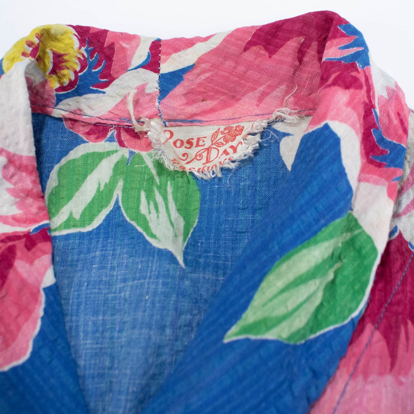 40s Floral Seersucker Dressing Gown