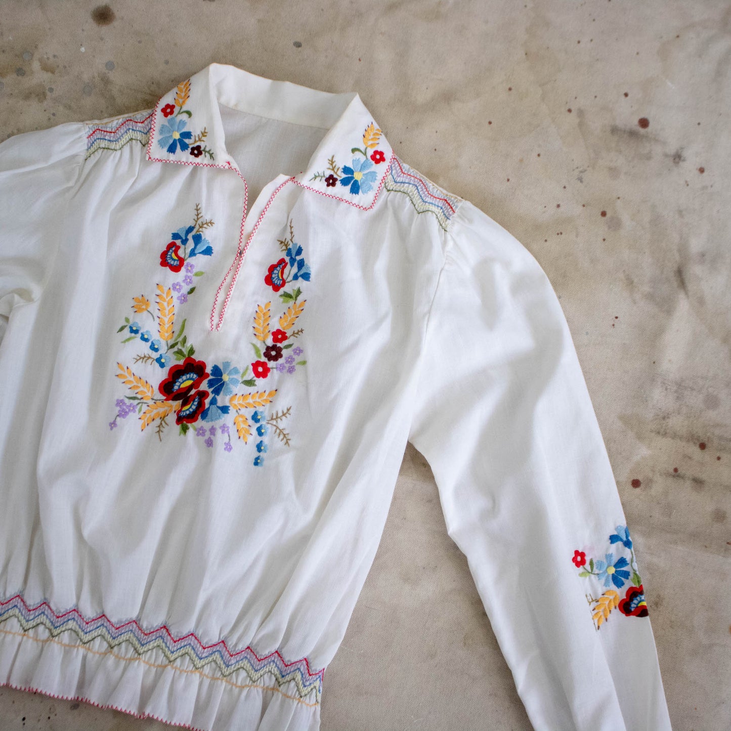 40s Hungarian Style Embroidered Blouse