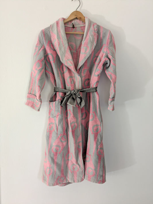 1930s Pink & Gray Beacon Robe