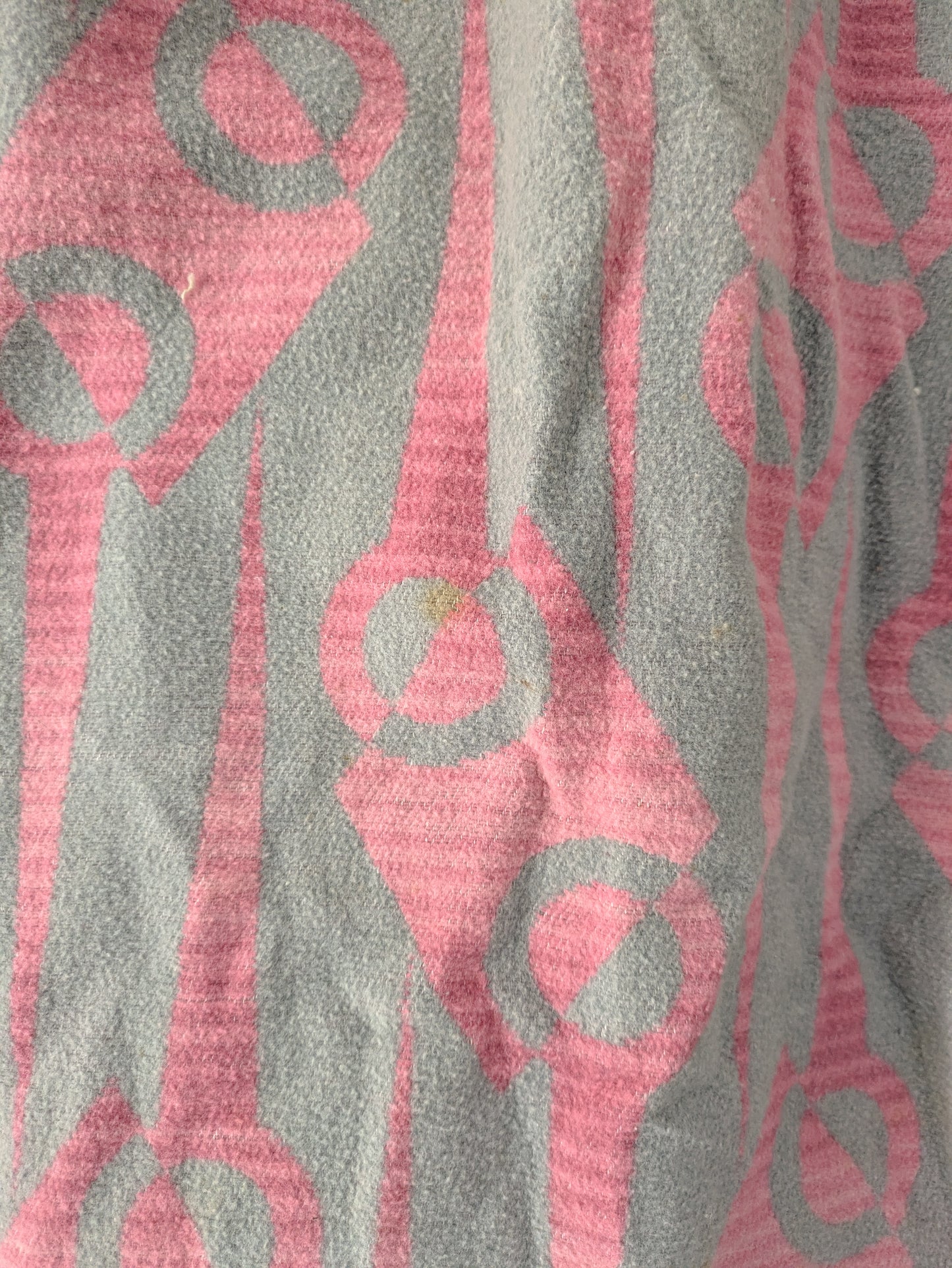 1930s Pink & Gray Beacon Robe