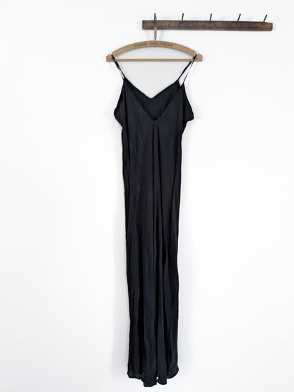 40s Black Slip