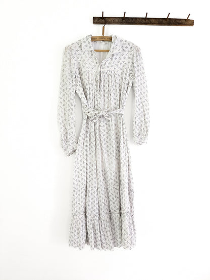 Late 1800s White Calico Gown