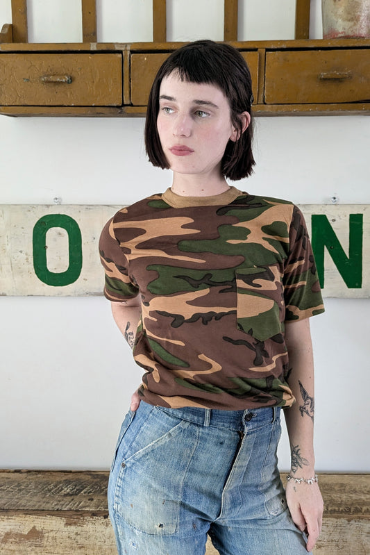 Unisex 80s Camo Tee