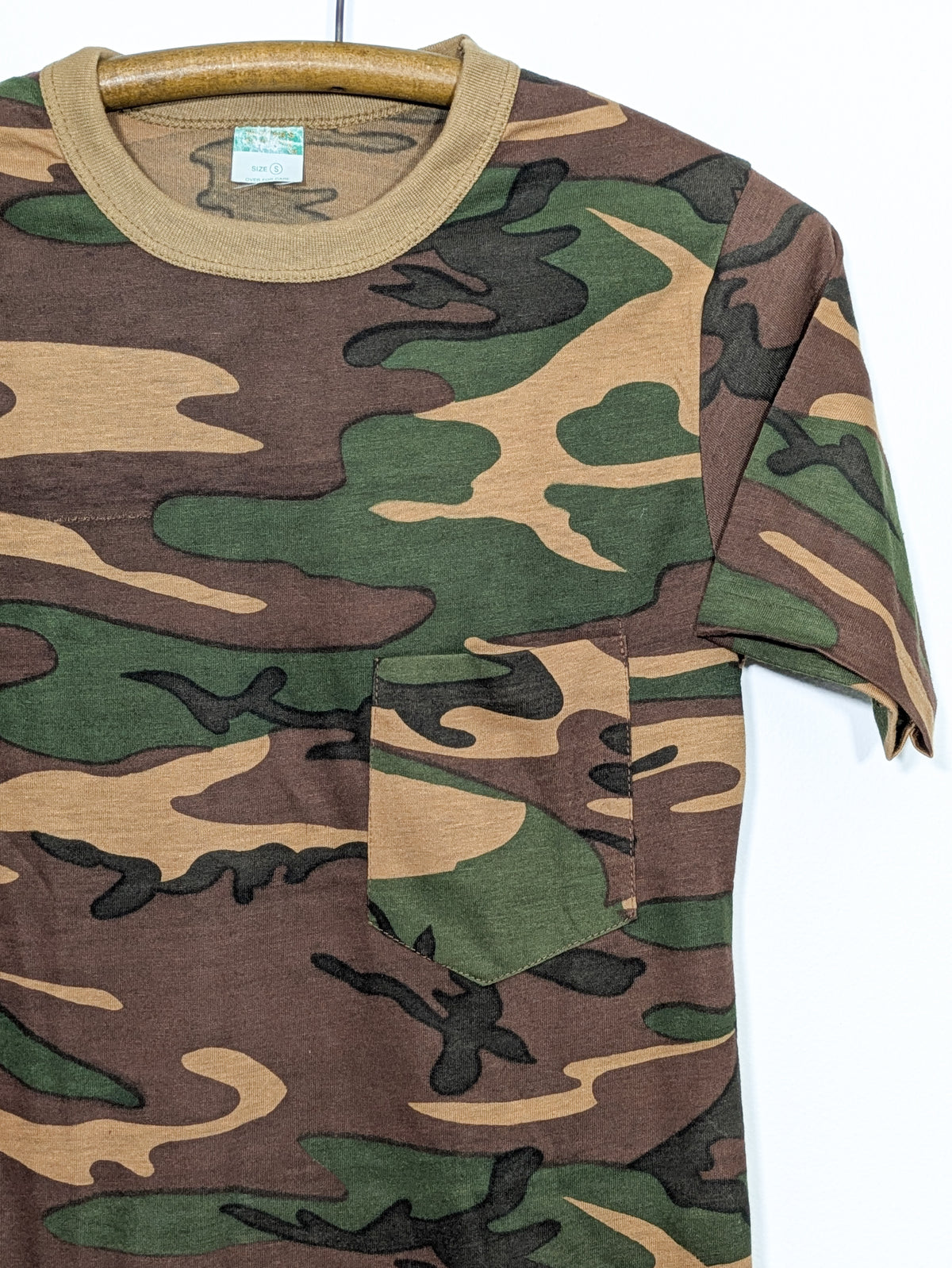Unisex 80s Camo Tee