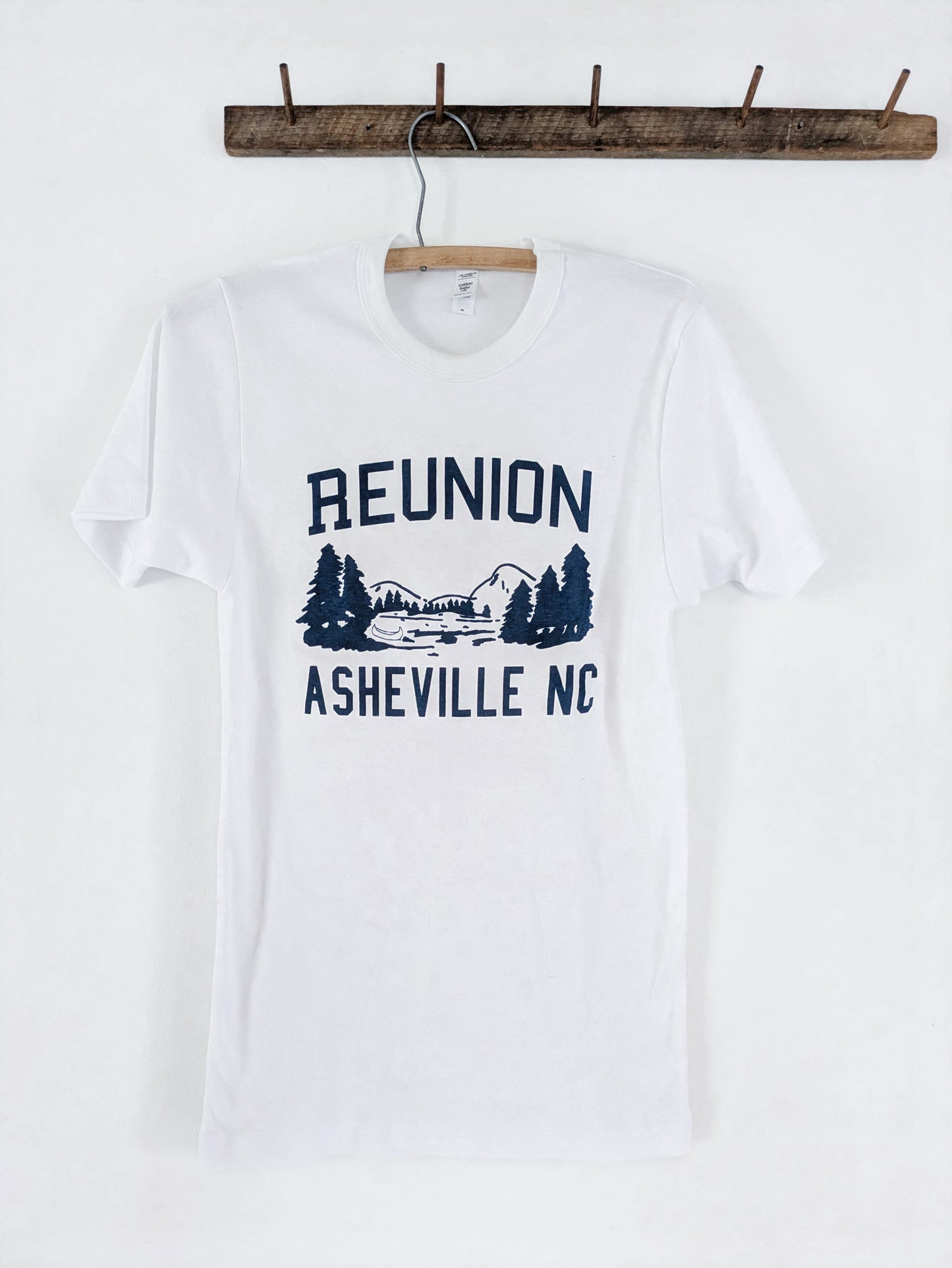 Lake Reunion Souvenir Tee