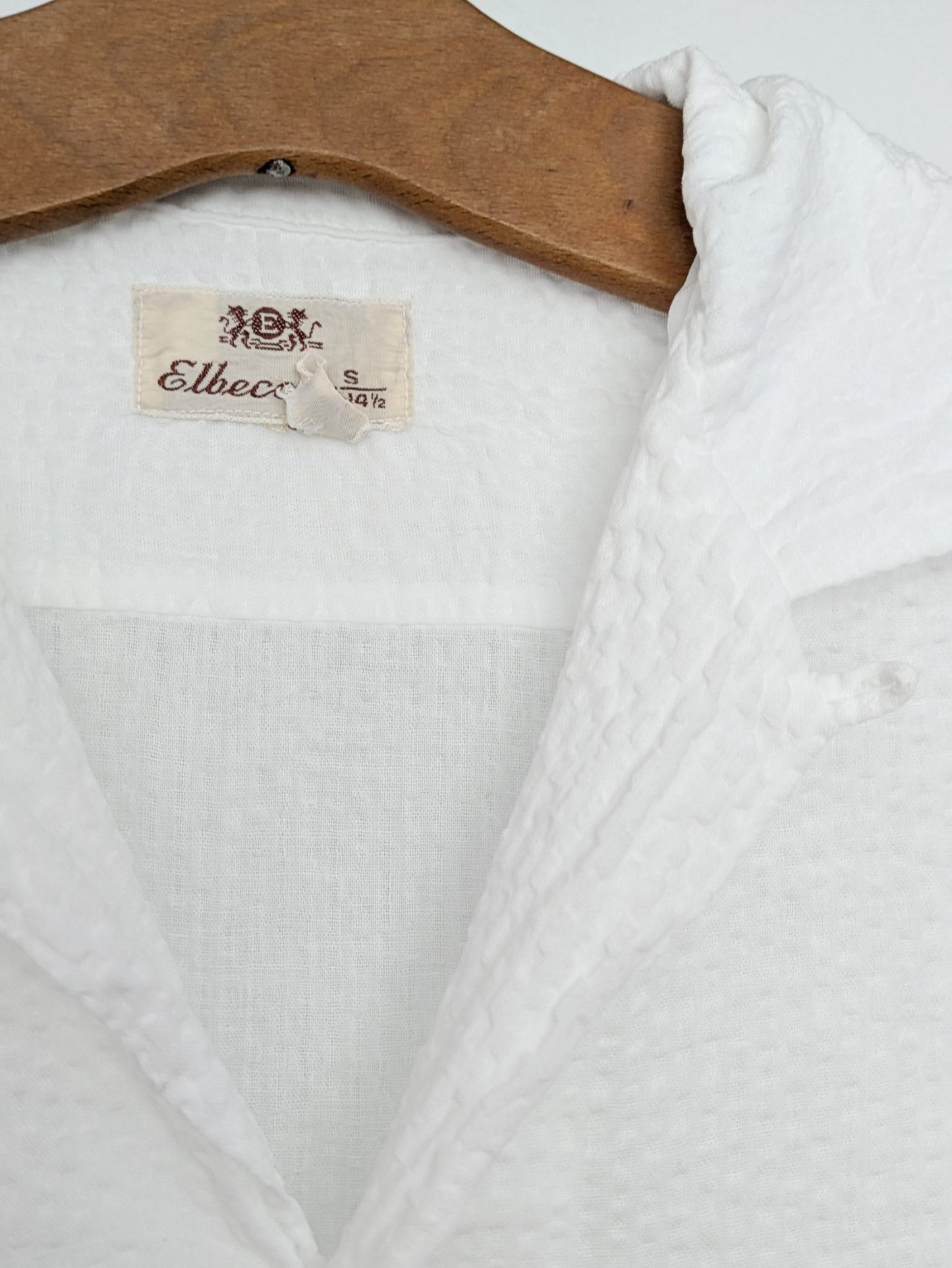 Seersucker Loop Collar