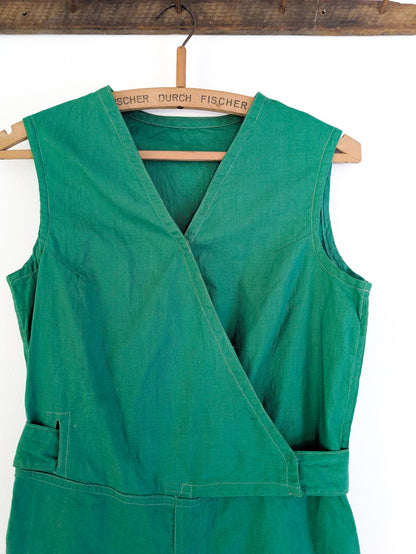 30s Green Gym Suit