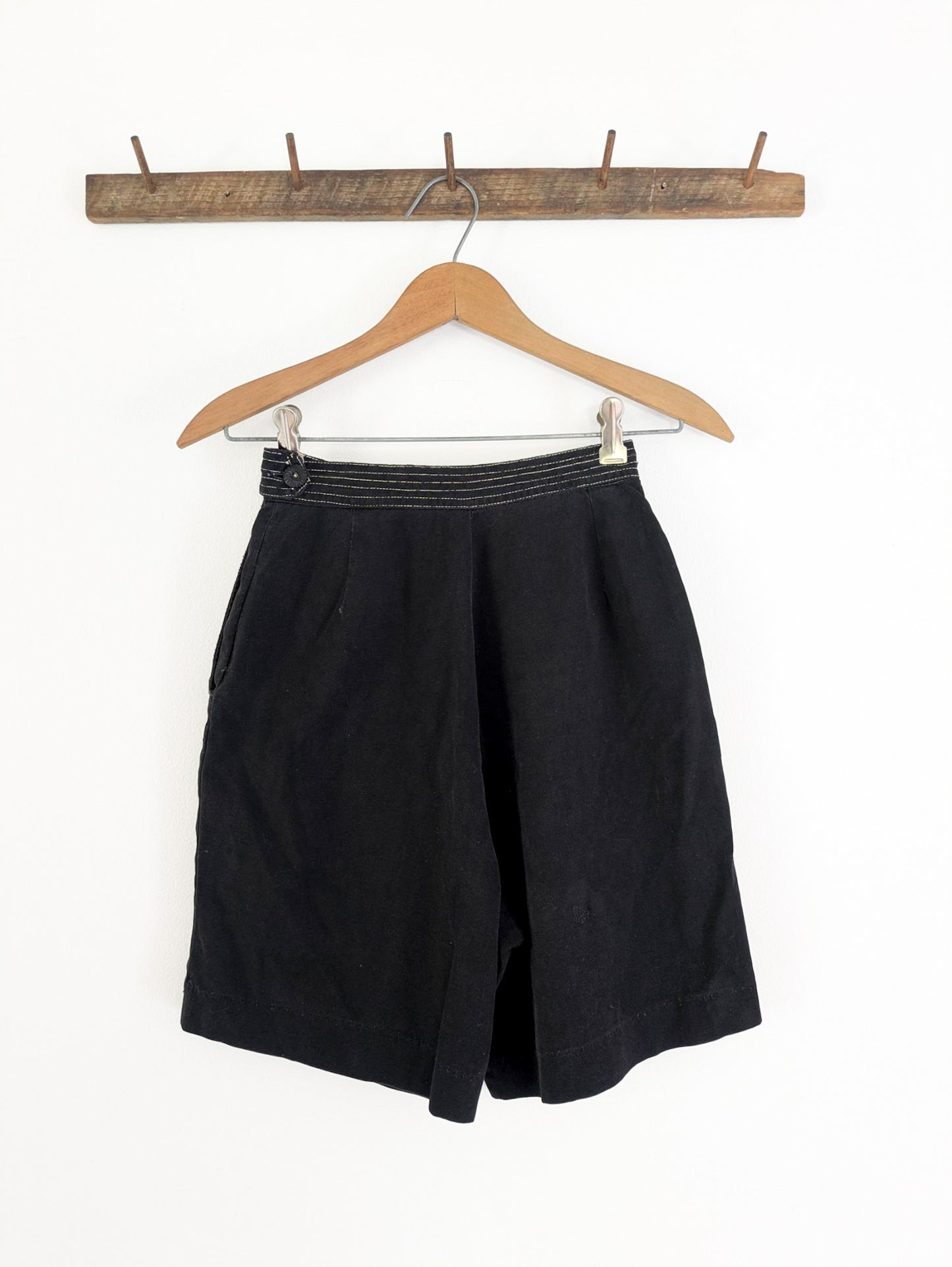 40s Black Cotton Shorts