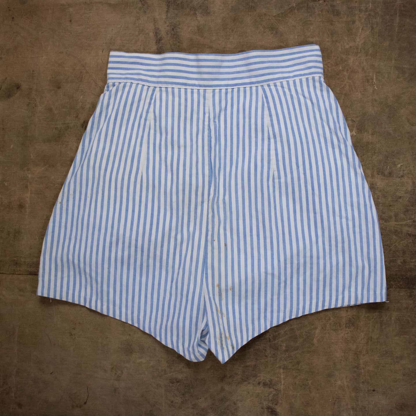 40's Catalina Ruffled Side Button Shorts
