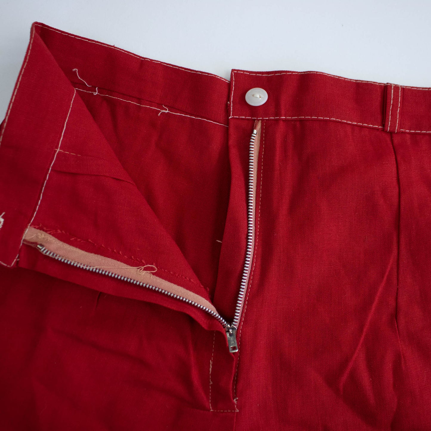 Deadstock 50s Red Cotton Shorts 26
